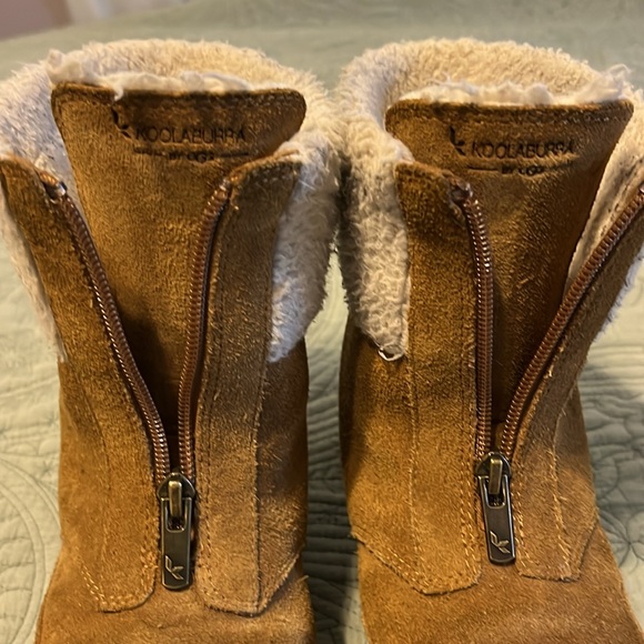 Koolaburra by UGG Zip-Up Boots - Girls size 2 - Picture 4 of 16